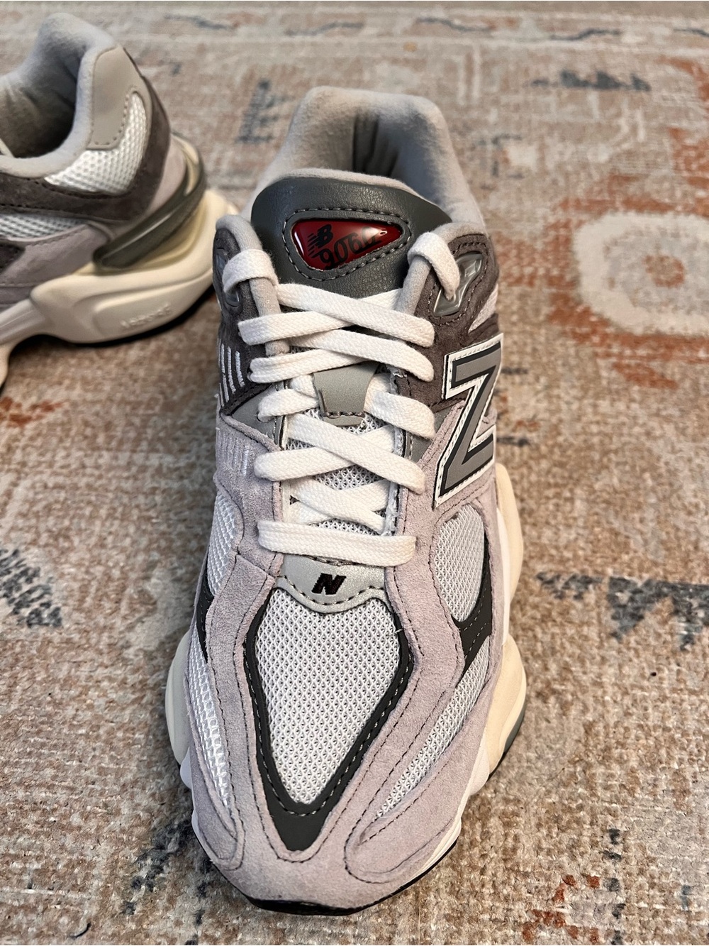 New Balance Cream and Light Grey Chunky Trainer Sneakers - Picture 2 of 5